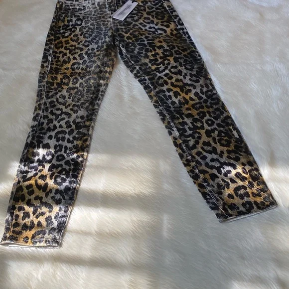 L'AGENCE Margot Metallic Foil Coated Leopard Print High Rise Crop Skinny…